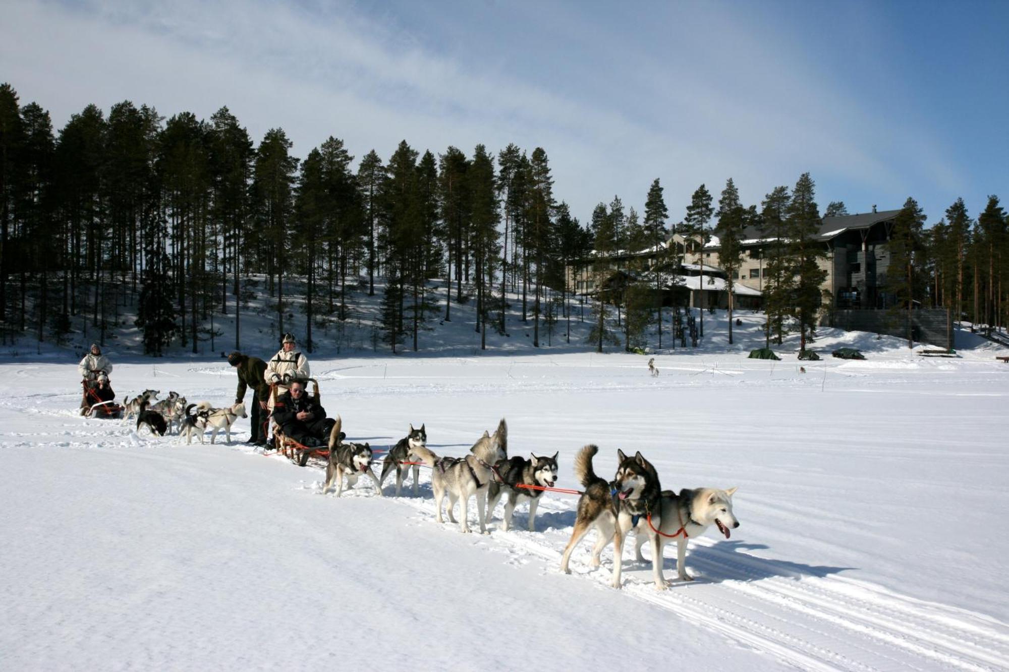 Hotel Kalevala Kuhmo Exteriör bild