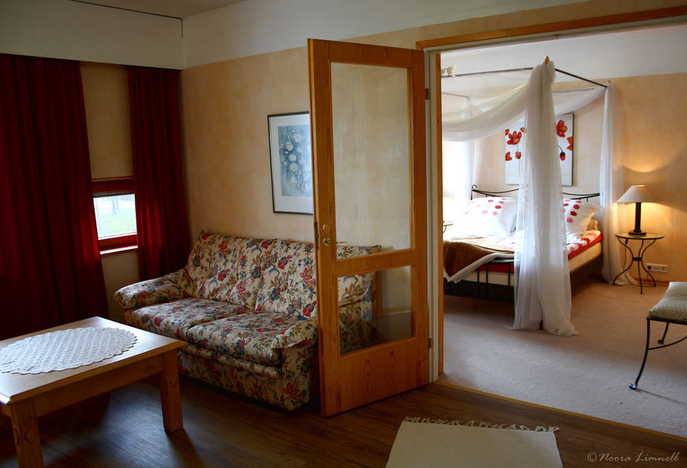 Hotel Kalevala Kuhmo Exteriör bild
